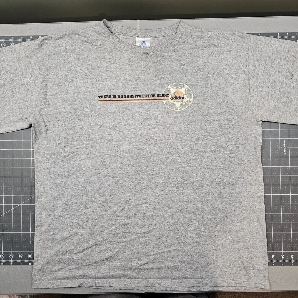 Vintage Adidas Tshirt XL Gray Soccer Futbol Minimalist 90s Y2K Trefoil Mountain